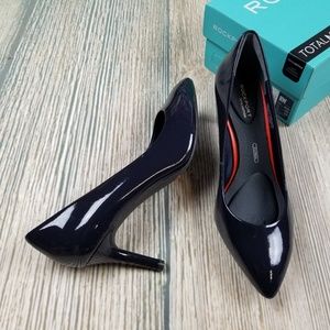 New navy ROCKPORT wide width patent leather heels